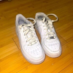 Air Force 1 size kids 5/women 7